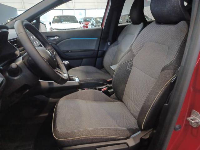 Renault Captur image 6