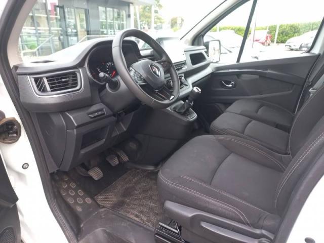 Renault Trafic image 8