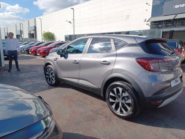 Renault Captur image 4