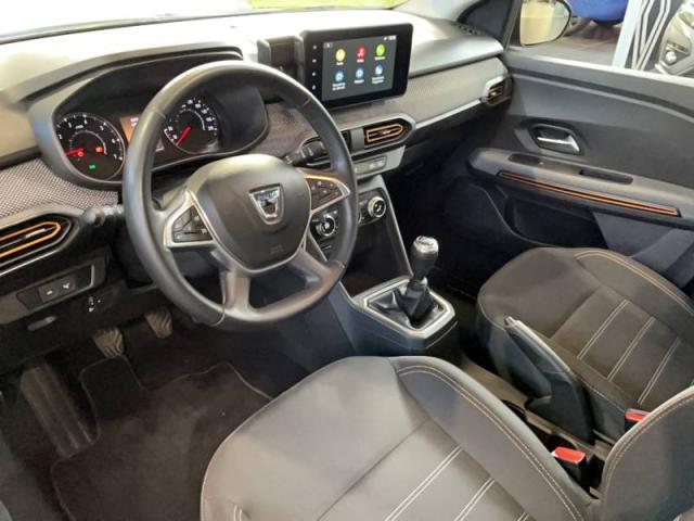 Dacia Sandero image 2