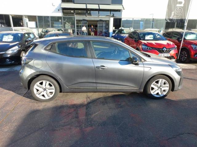 Renault Clio image 2