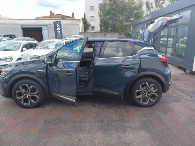 Renault Captur image 2