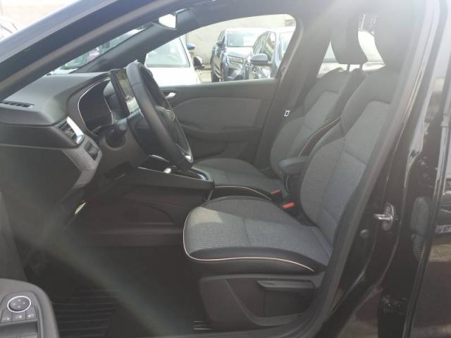 Renault Clio image 8