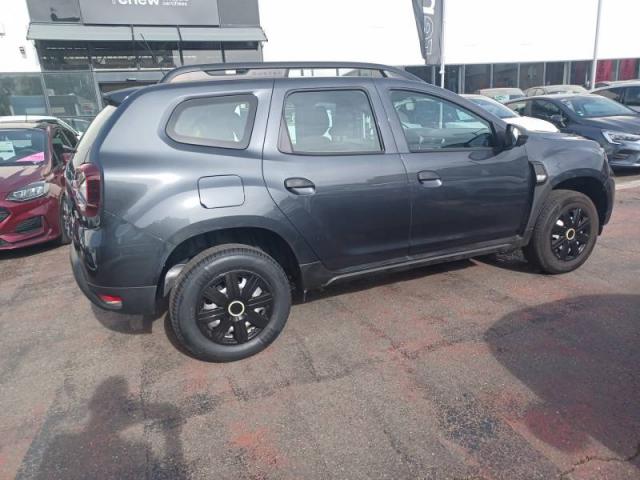 Dacia Duster image 2