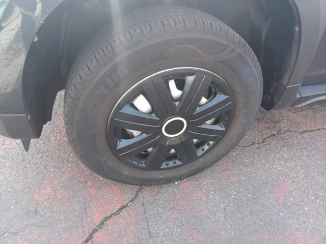 Dacia Duster image 9