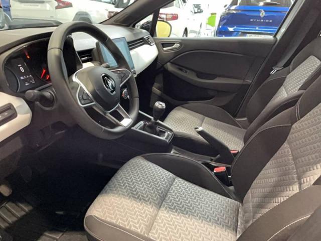 Renault Clio image 8