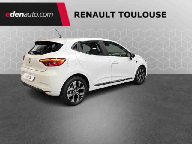 Renault Clio image 2