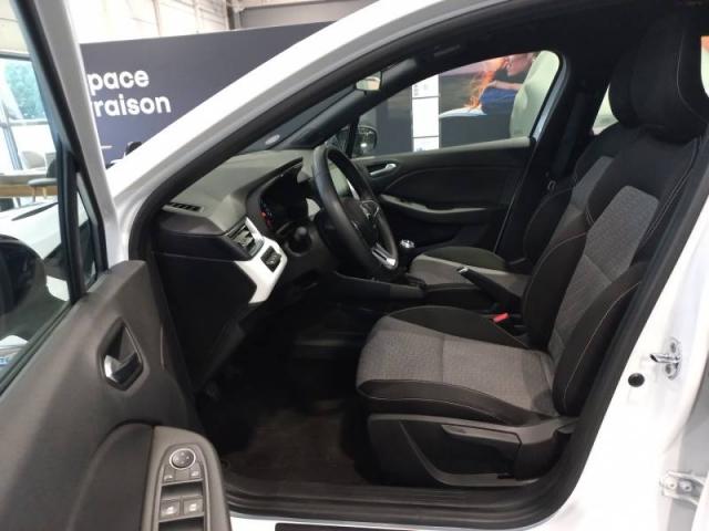 Renault Clio image 2