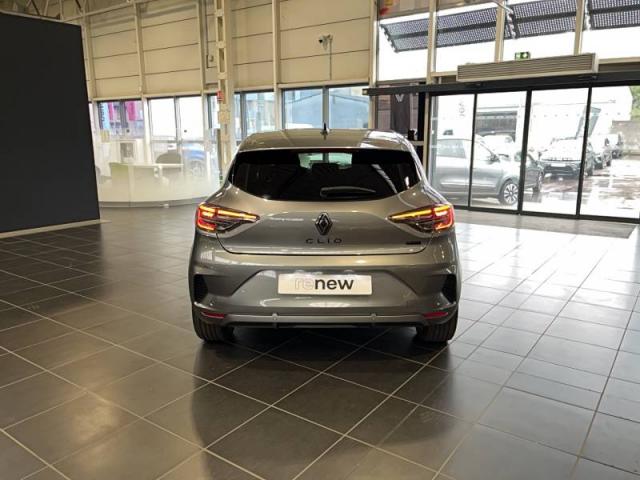 Renault Clio image 6