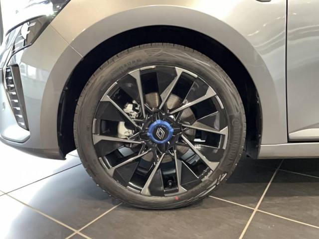 Renault Clio image 9