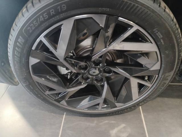 Renault Captur image 3