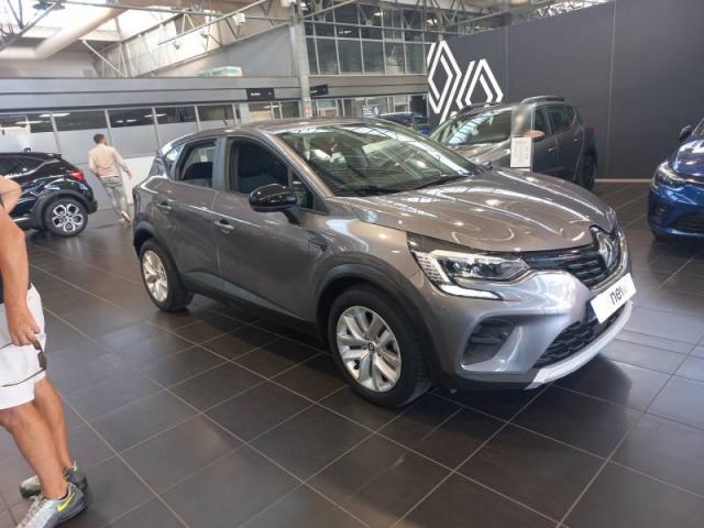 Renault Captur image 9