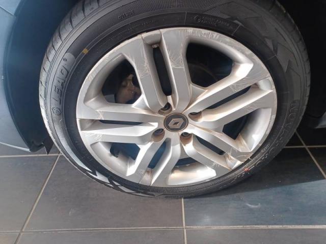 Renault Clio image 9