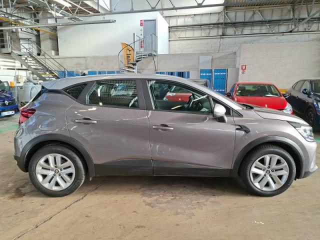 Renault Captur image 3