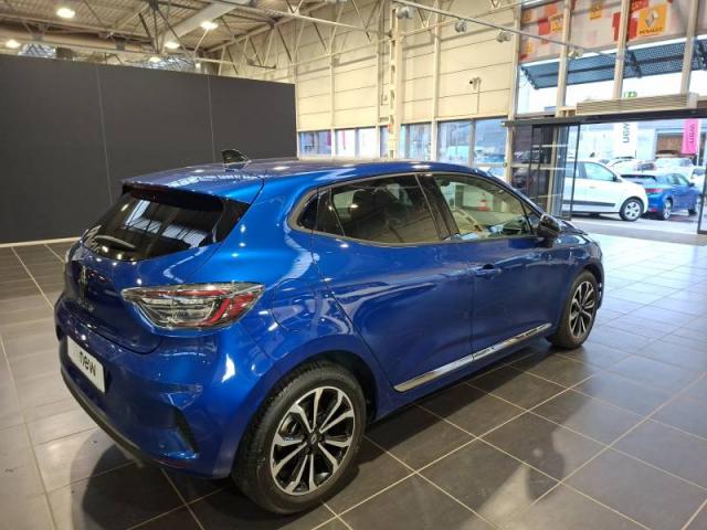 Renault Clio image 2