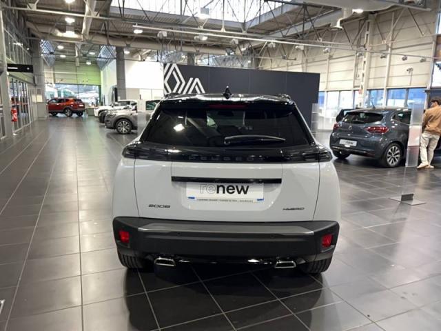 Peugeot 2008 image 8