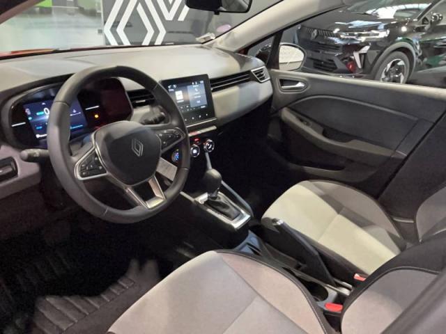 Renault Clio image 2