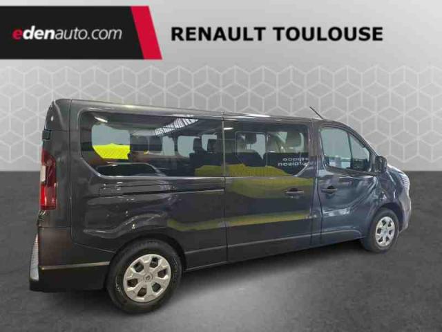 Renault Trafic image 2