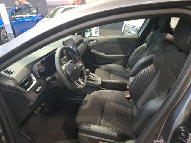 Renault Clio image 9