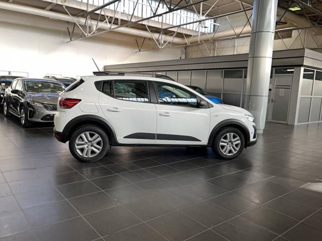 Dacia Sandero image 2