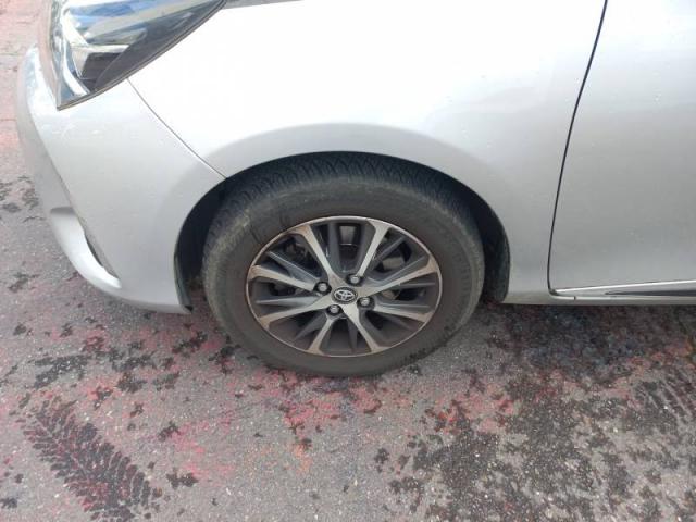 Toyota Yaris image 8