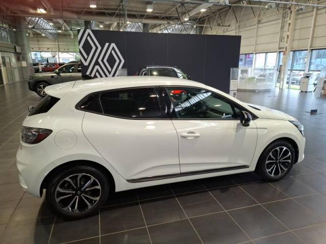 Renault Clio image 9