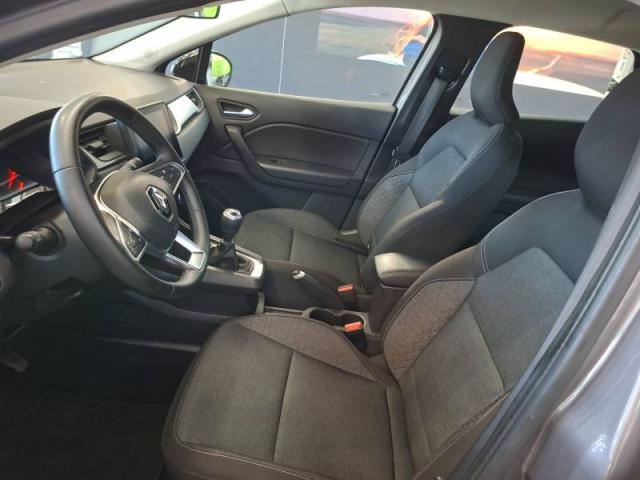 Renault Captur image 9