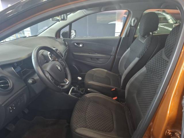 Renault Captur image 9