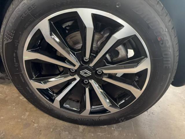 Renault Clio image 2