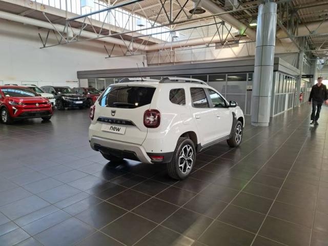 Dacia Duster image 1