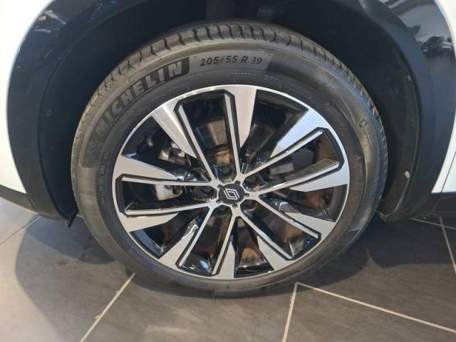 Renault Austral image 3