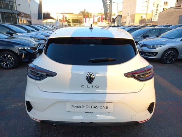 Renault Clio image 9