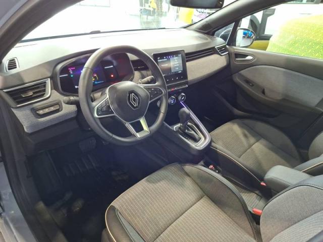 Renault Clio image 8