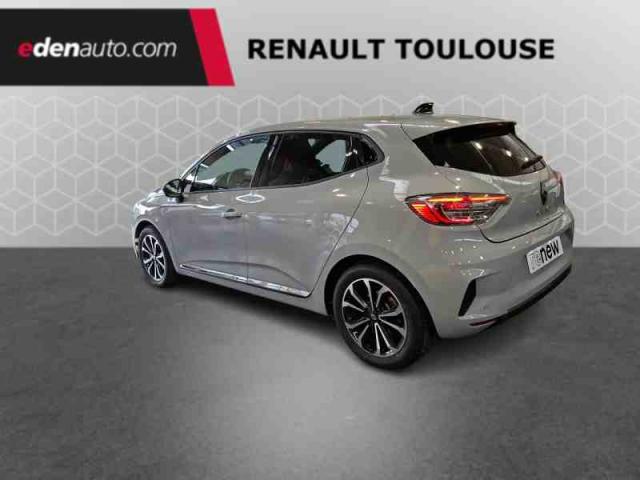 Renault Clio image 9
