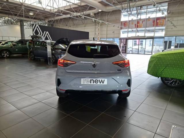 Renault Clio image 2