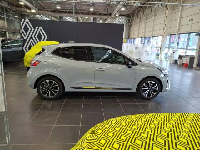 Renault Clio image 1