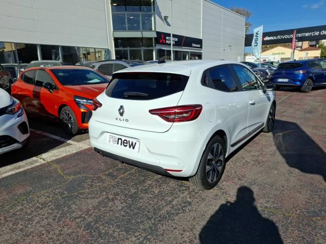 Renault Clio image 9