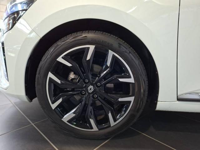 Renault Clio image 6