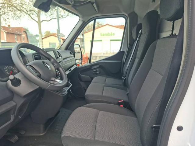 Renault Master image 6