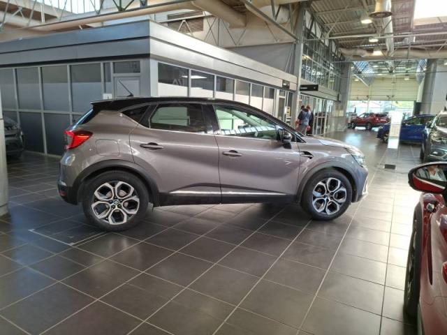 Renault Captur image 1