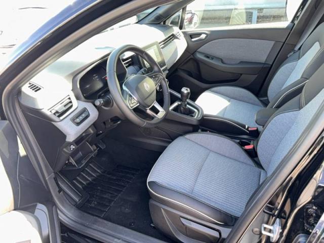 Renault Clio image 9