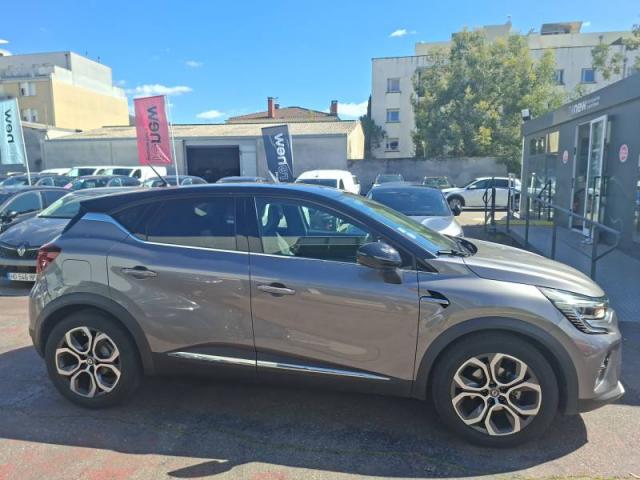 Renault Captur image 1