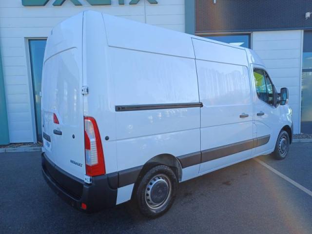 Renault Master image 2