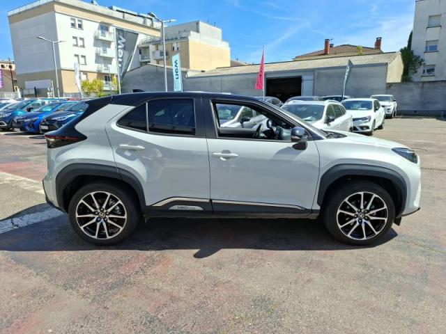 Toyota Yaris image 2