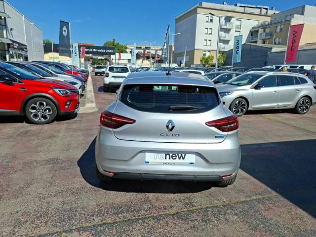 Renault Clio image 9