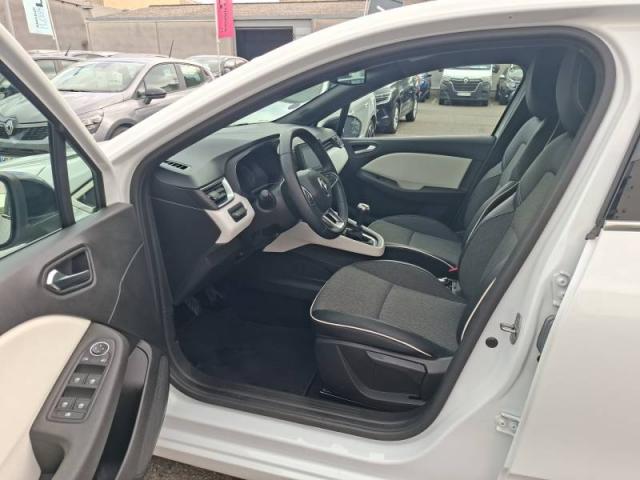 Renault Clio image 6