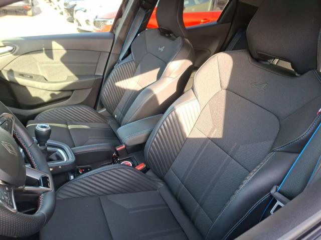 Renault Clio image 6