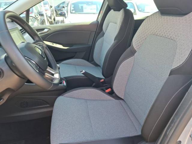 Renault Clio image 9