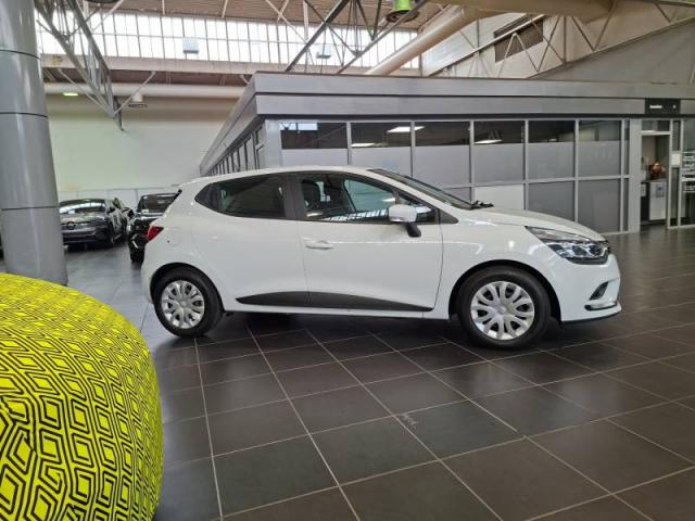 Renault Clio image 7