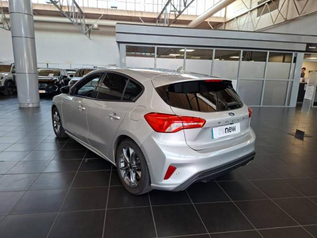 Ford Focus image 6